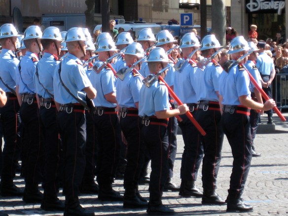 The firemen, the most popular group in the parade